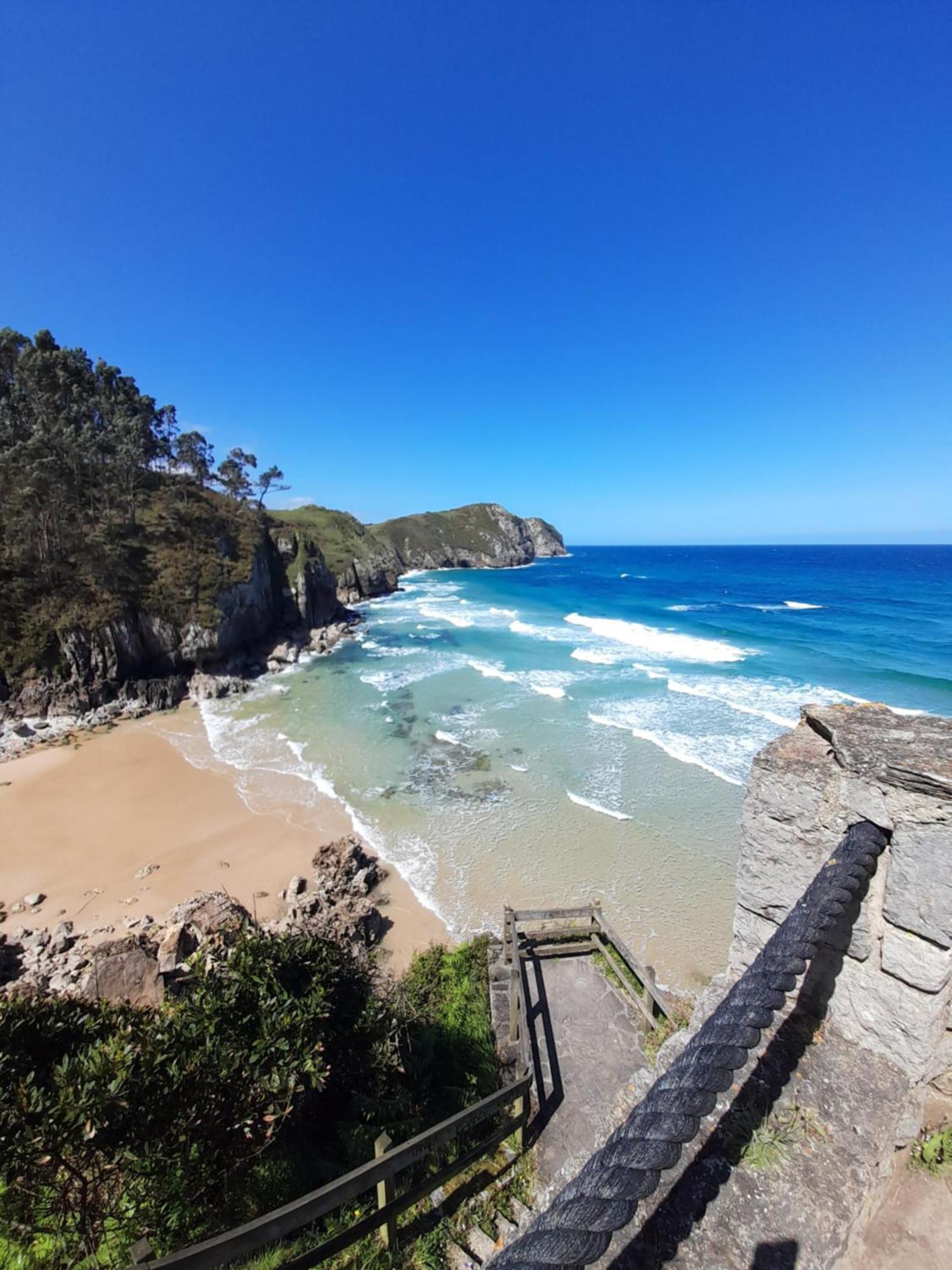 Vila Garman Llanes Exteriér fotografie